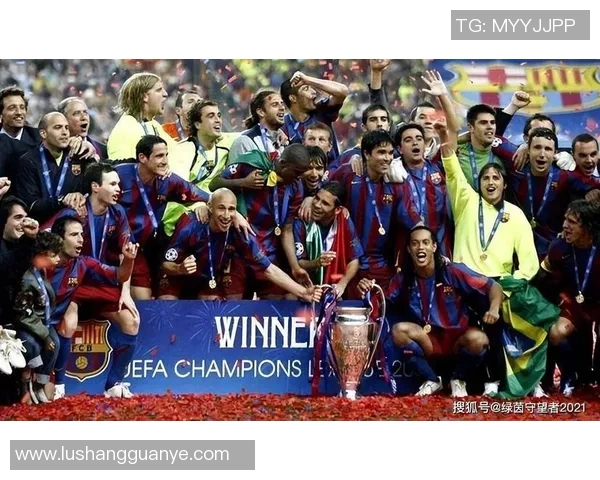 躺冠时代的足球明星们如何在赛场外创造辉煌与传奇